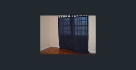 Convenient Duplex Living in the Heart of Holland Park - Photo 3