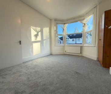 4 bedroom terraced house to rent - Photo 5