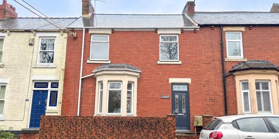 3 bedroom terraced house to rent - Photo 3
