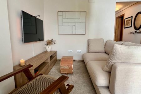 2 Bedroom Apartment For Rent in Estepona, Málaga - Photo 2