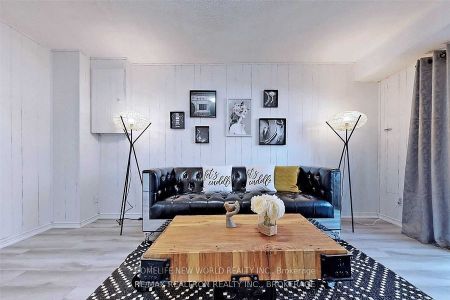 For Lease - 66 Stonehill Court, Toronto, Ontario - Photo 4