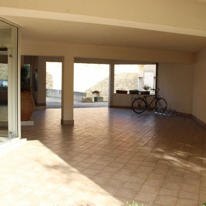 A LOUER - CARPENTRAS - APPARTEMENT- 4PIECES- 84M², - Photo 1