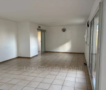 Location appartement 4 pièces 83 m² Toulon - Photo 3