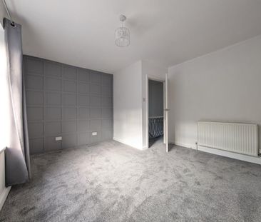 Rosebery Avenue, Shipley - Photo 4