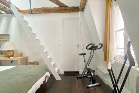 Appartement à louer rue de Jarente, Paris 4ème - Photo 4