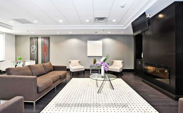 For Lease - 73 King William Crescent Unit# 609, Richmond Hill, Ontario - Photo 1