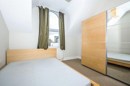 1 bedroom property to rent - Photo 2