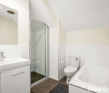 Modern Kitchen - Photo 6