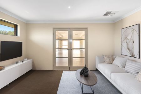 Fantastic Spacious Family Home - Photo 2