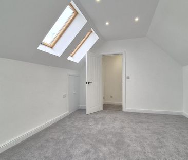 2 bedroom semi-detached house to rent - Photo 3