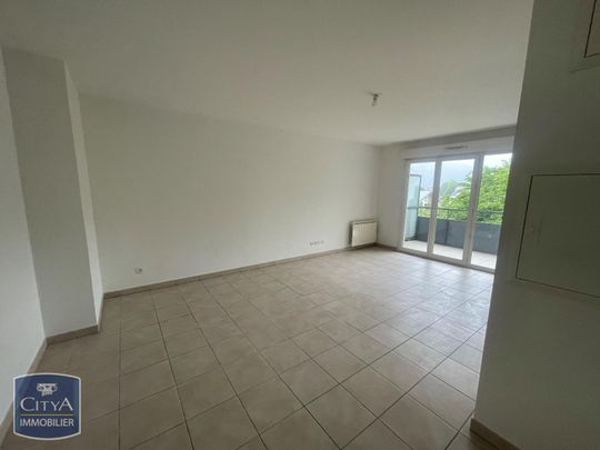 Location Appartement 4 pièces 84m² MARIGNIER 74970 - Photo 1