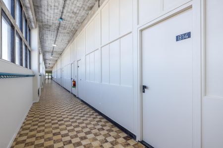 Te huur: Appartement Burgemeester Michiels van Kessenichpassage in Maastricht - Foto 3