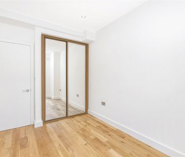 Clapham High Street, Clapham, SW4 - Photo 2