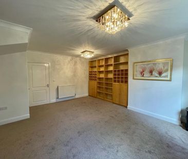 3 bedroom terraced house to rent - Photo 3