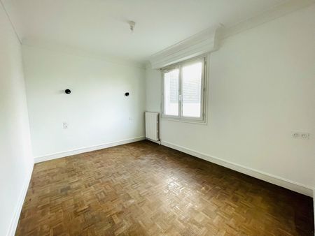 Location maison 4 pièces, 126.00m², Angers - Photo 3