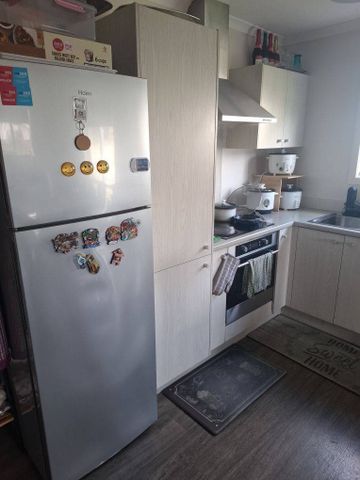 **Spacious 4-Bedroom Townhouse in Hillcrest, Hamilton – $680 per Week** Discover comfortable and convenient living in this well-maintained 4-bedroom townhouse located in the desirable Hillcrest area of Hamilton, 3216. - Photo 4