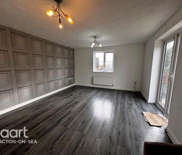 3 bedroom semi-detached house to rent - Photo 1