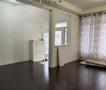 For Lease - 52 Manila Street, Markham, Ontario - Photo 2