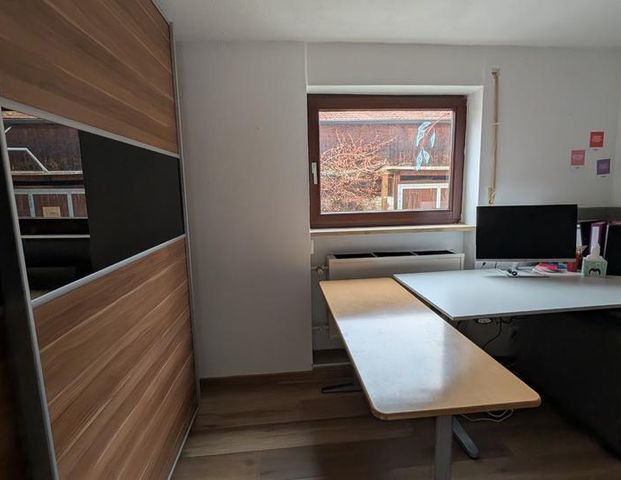 Helle 3-Zimmer-Wohnung in Höchberg - Foto 1