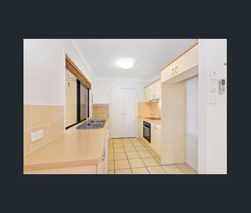 Quite Crescent | Close to Shops - Photo 2