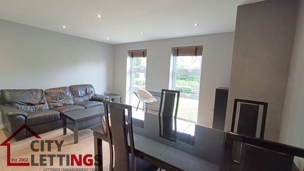 2 Bedroom Apartment - Photo 1