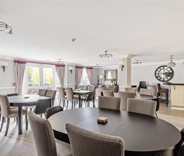 Avonbank Lodge, Newbury - Photo 4