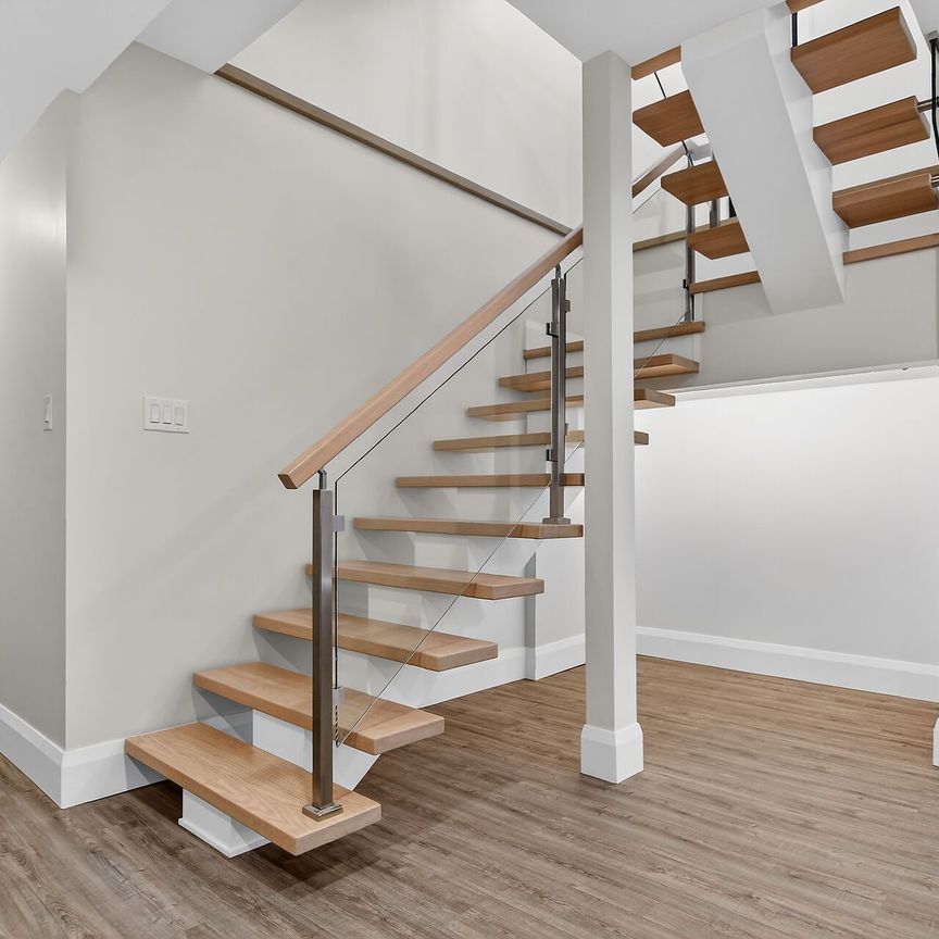 For Lease - 16 Gould Street, Tunneys Pasture and Ottawa West, Ontario - Photo 1