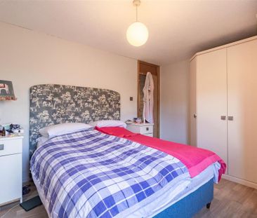 5 bedroom detached house to rent - Photo 5