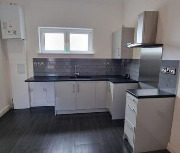 2 bedroom apartment to rent - Photo 4