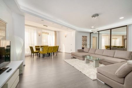 Inchirieri Apartamente 4 camere Bucuresti - Fotografie 2