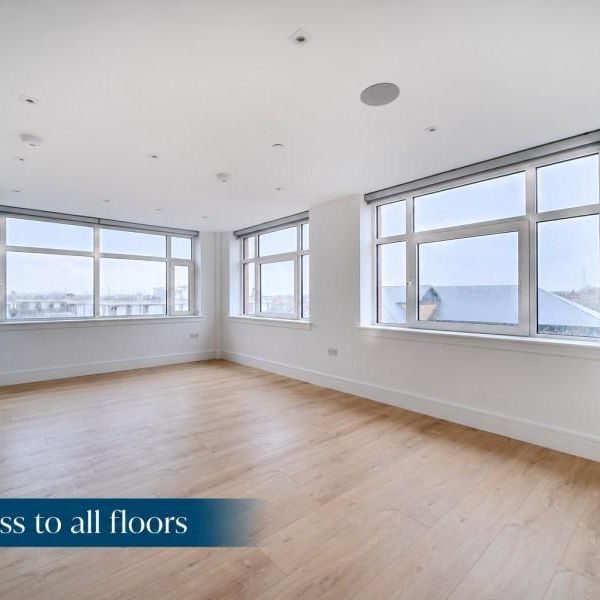 Studio to rent - Photo 1