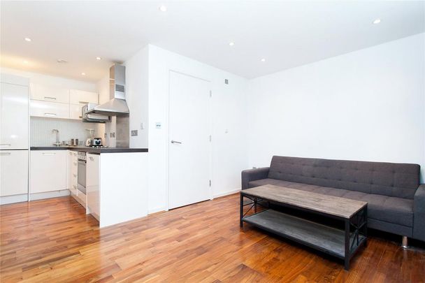 1 bedroom flat to rent - Photo 1
