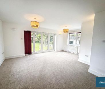 5 bedroom detached bungalow to rent - Photo 2