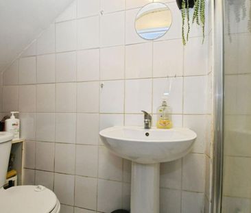 Cecil Road, Hounslow, TW3 - Photo 4