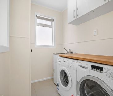 Tidy Family Home - Photo 5