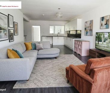 3 bedroom semi-detached house to rent - Photo 4