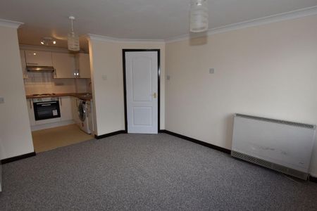 1 bedroom flat to rent - Photo 2