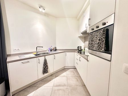 Appartement met 2 slaapkamers incl autostaanplaats - Photo 2