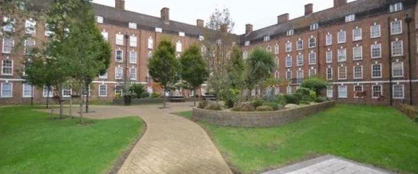 Bell Lane - Photo 1