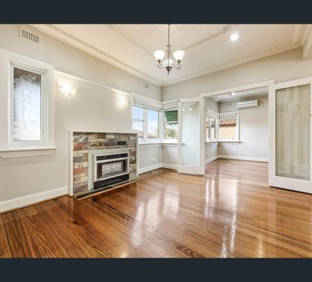 261 Mansfield Street, Thornbury, Vic 3071 - Photo 2