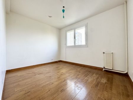 NIMES / PUECH DU TEIL - T4 BIS avec BALCON et CAVE - Photo 4