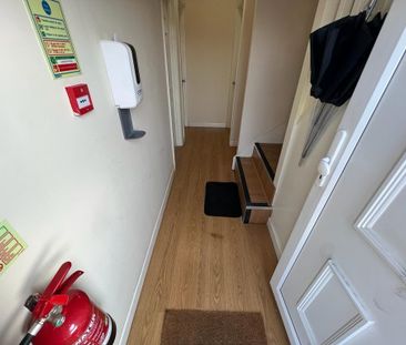 1 bedroom house of multiple occupation to rent - Photo 5