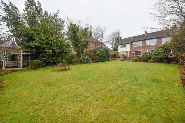 Lafford Lane, Upholland, WN8 - Photo 1