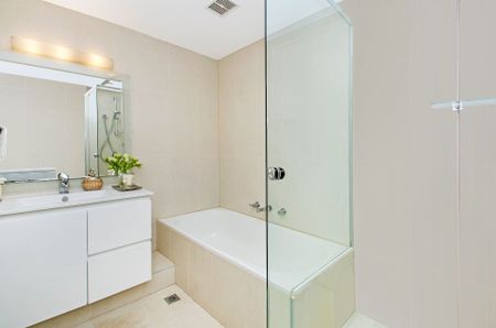 Comfortable Home in Prized Location - Photo 5