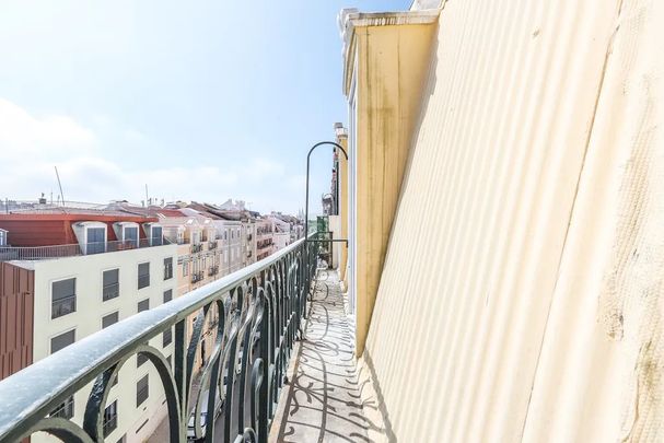 Rua Tenente Ferreira Durão, Lisbon, Lisbon 1350-315 - Photo 1