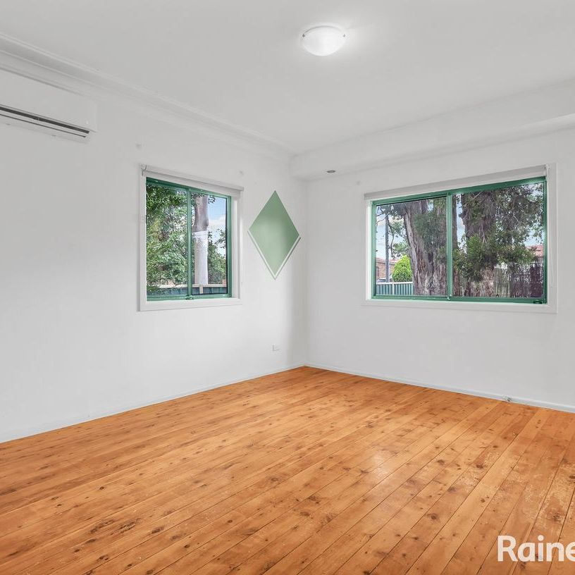 Family Home in Convenient Location - Photo 1