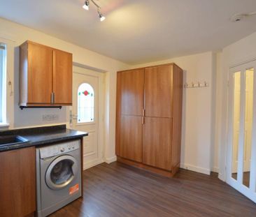 2 bedroom ground floor flat to rent - Photo 6