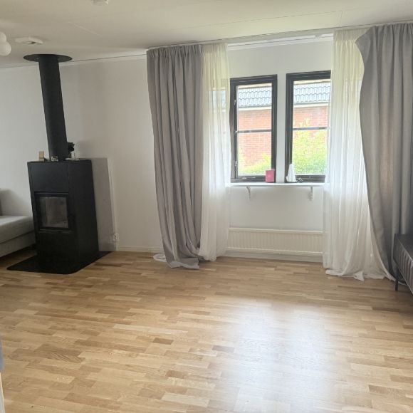 Rosersberg - 7rok - tillsv - 20.688kr/mån - Photo 1