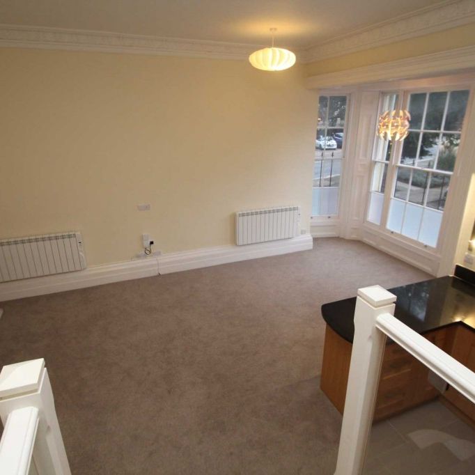 2 bed Flat for rent - Photo 1
