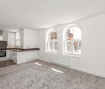 The Broadway, Wimbledon, SW19, London - Photo 2